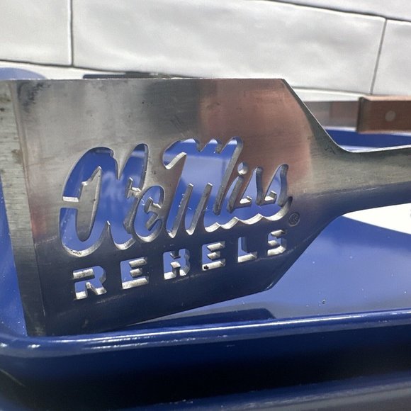 Ole Miss Rebels Grilling Trays, The tongs unfortunately already sold! - Picture 3 of 4